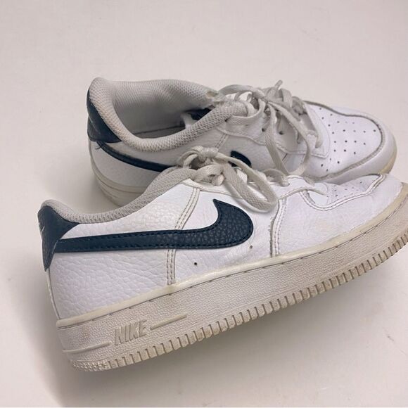 Nike Air Force 1 Low top White Black CZ1685-100 kids sneakers shoes youth 2.5Y - Picture 1 of 8